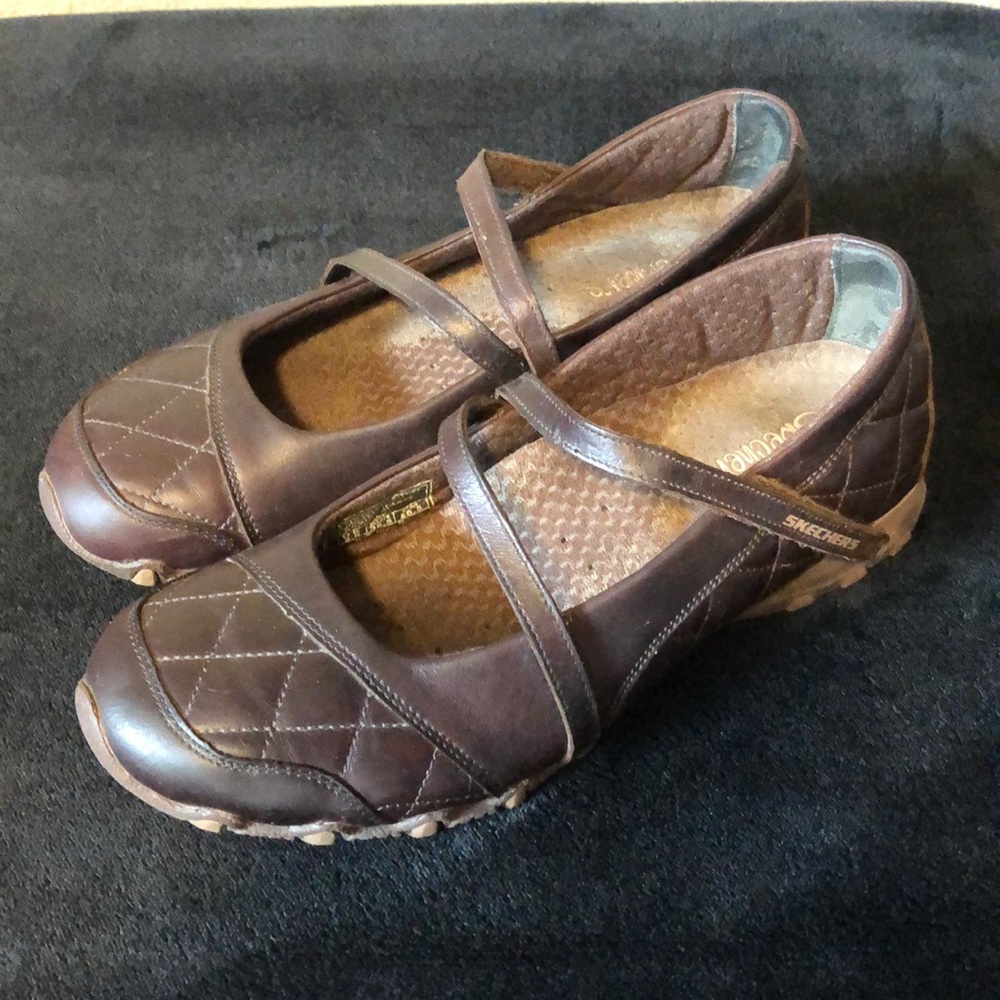 Sketchers shoes